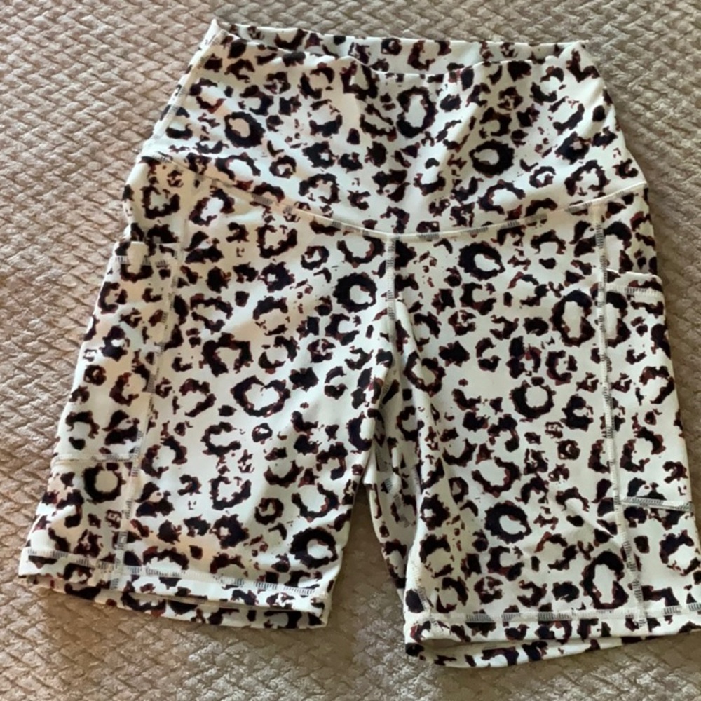 Color Koala Pocket Biker Shorts